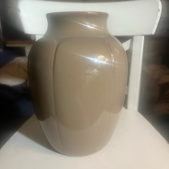 💃CLOSET CLEAR-OUT💃Martha Stewart Decorative Ceramic Urn;⚱️ Glossy - Picture 1 of 4